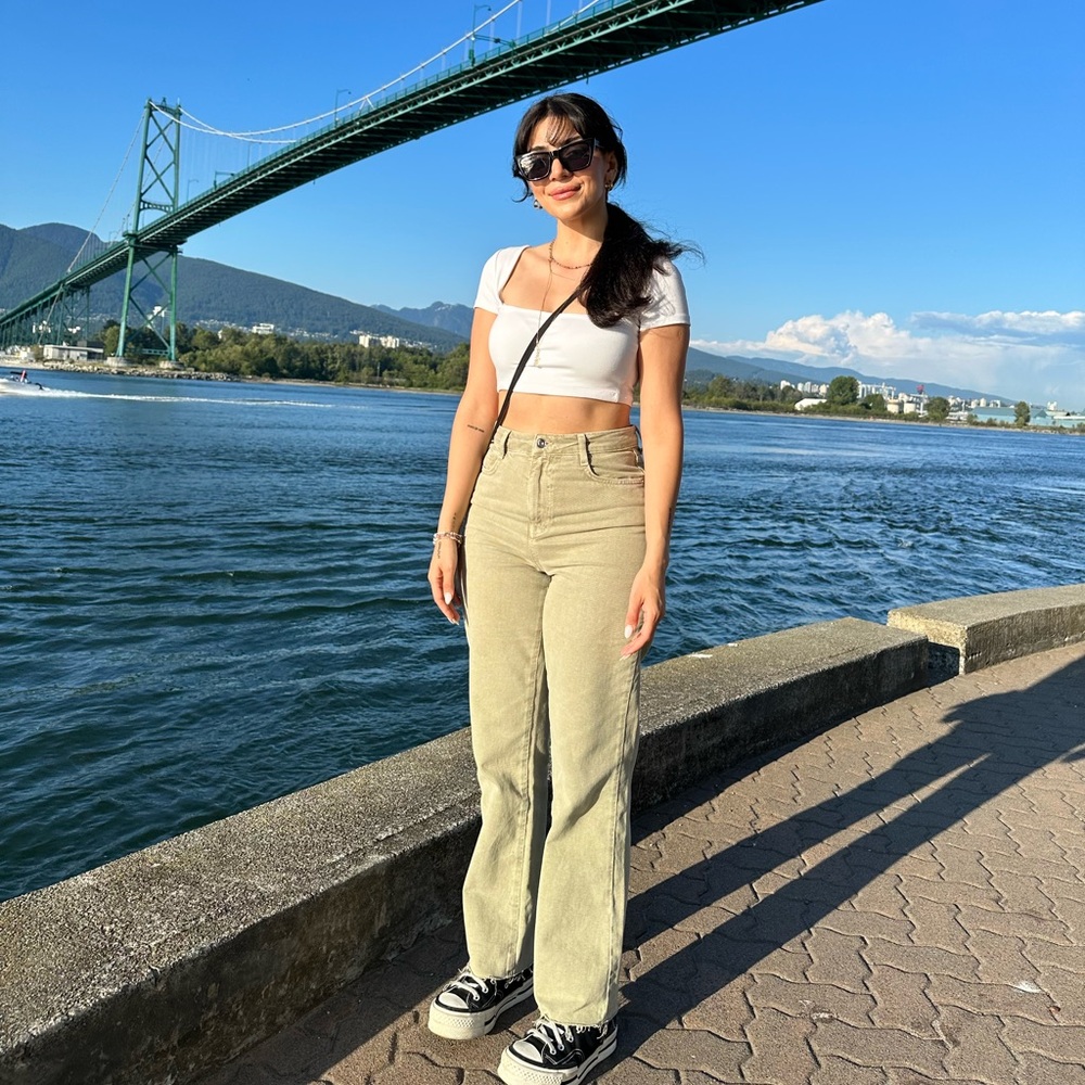 Zara High Rise Jeans in Light Tan